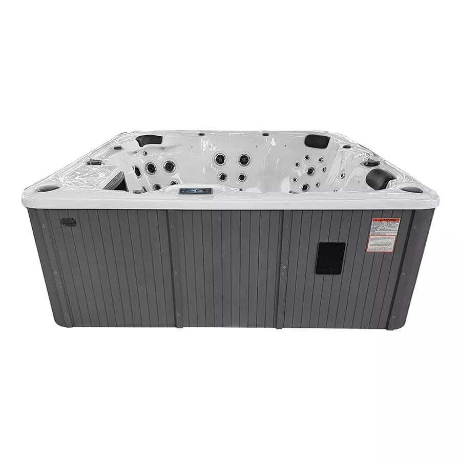 Vooraanzicht van de Venice Manhattan jacuzzi in de tuin