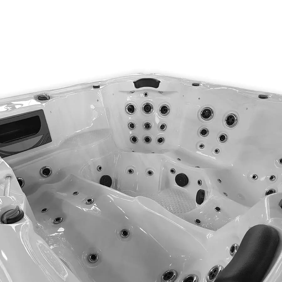 Ruime zitplaatsen in de Venice Manhattan jacuzzi