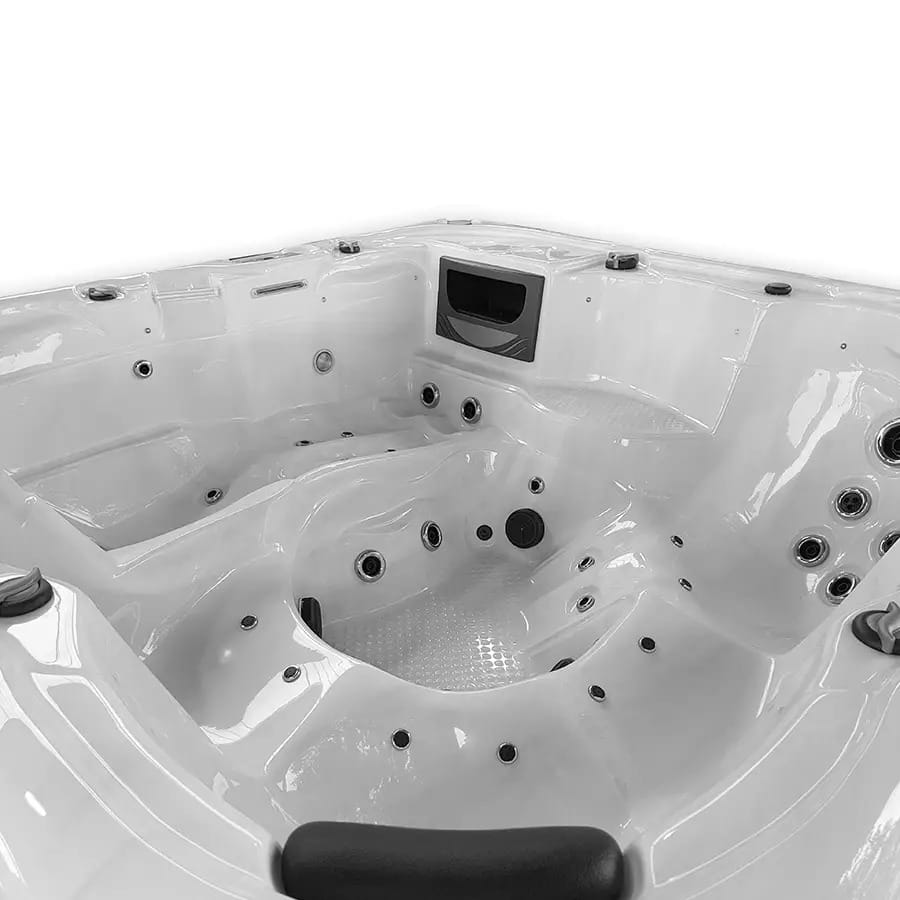 Lange ligplaats in de Venice Manhattan jacuzzi voor grotere mensen